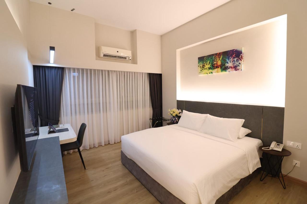 Crown Regency Serviced Suites Kuala Lumpur Exterior foto
