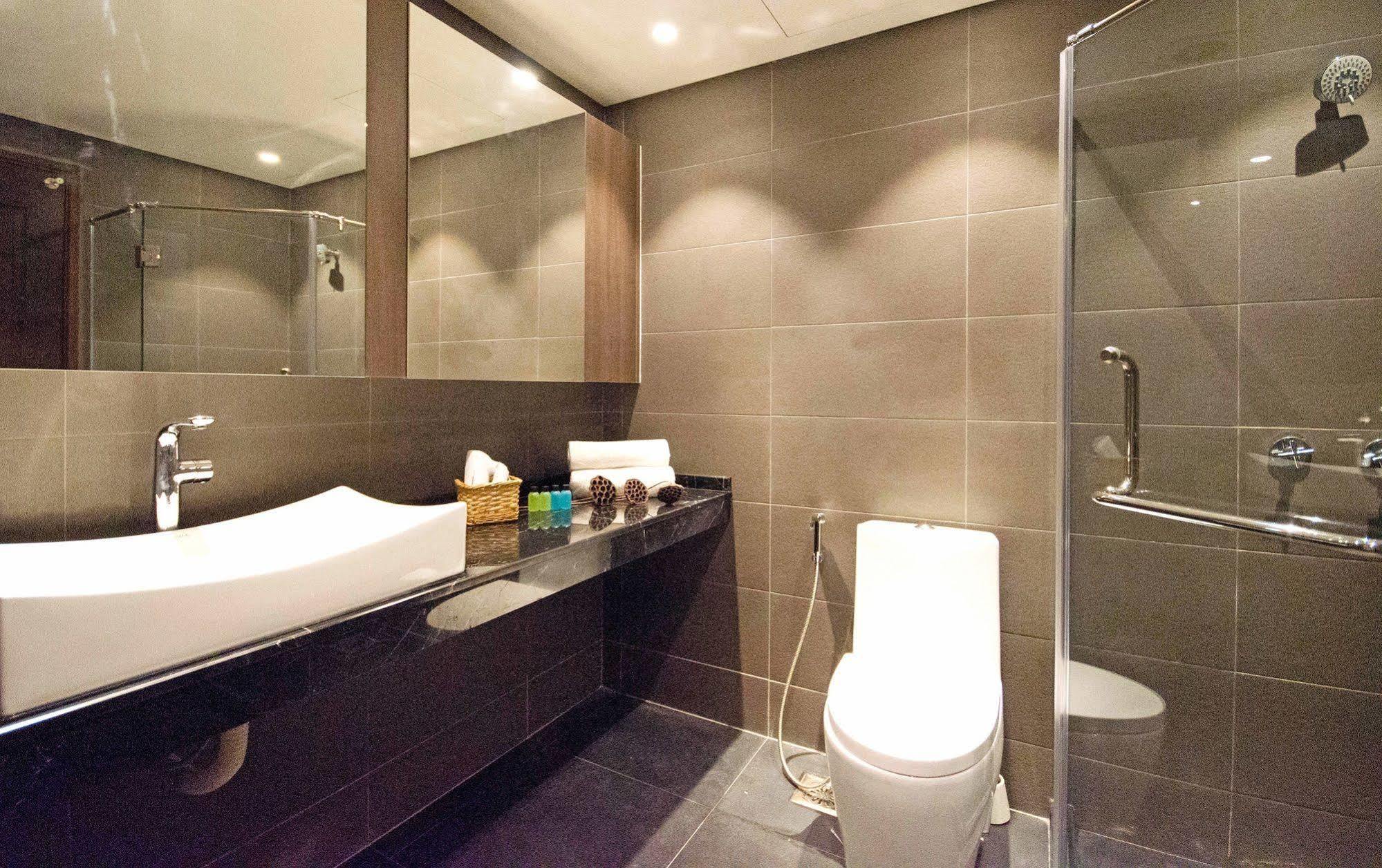 Crown Regency Serviced Suites Kuala Lumpur Exterior foto